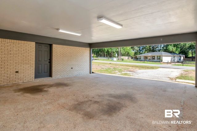 8045 Oak Hill Drive, Semmes, AL 36575