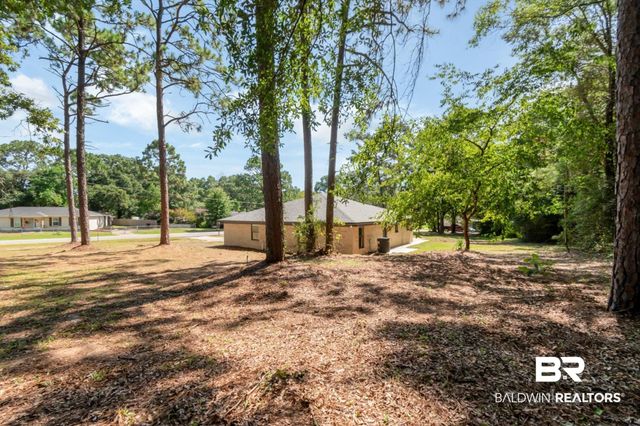8045 Oak Hill Drive, Semmes, AL 36575