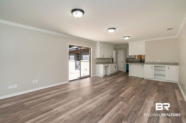 8045 Oak Hill Drive, Semmes, AL 36575
