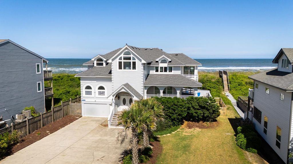 Image 1 of property listing at 128 Flight Drive Lot 15, Duck, NC 27949