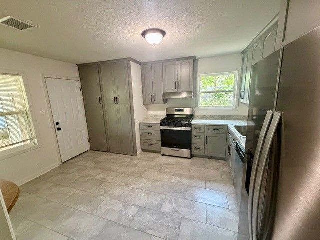 822 Woodleigh Drive, Mckinney, TX 75069