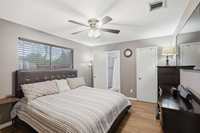 614 Branding Iron Lane, Houston, TX 77060