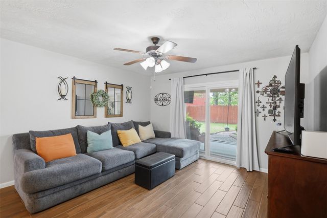 614 Branding Iron Lane, Houston, TX 77060