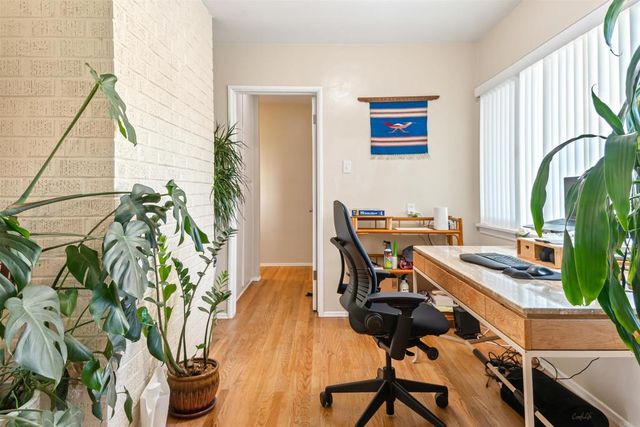 471 Palm Drive, Vista, CA 92084