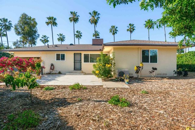 471 Palm Drive, Vista, CA 92084