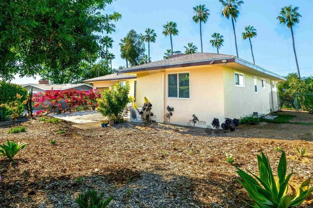 471 Palm Drive, Vista, CA 92084
