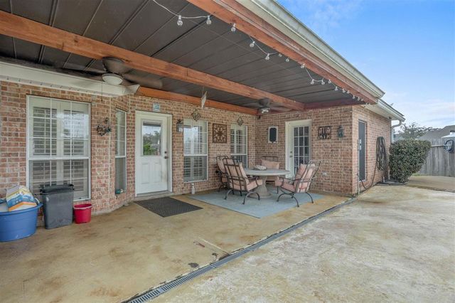 3921 Saint Philippe Drive, Lake Charles, LA 70605