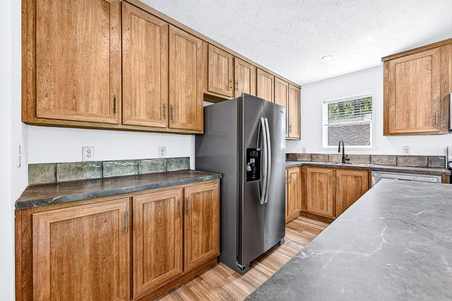 306 W Palm Street, Duluth, MN 55811