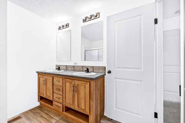 306 W Palm Street, Duluth, MN 55811