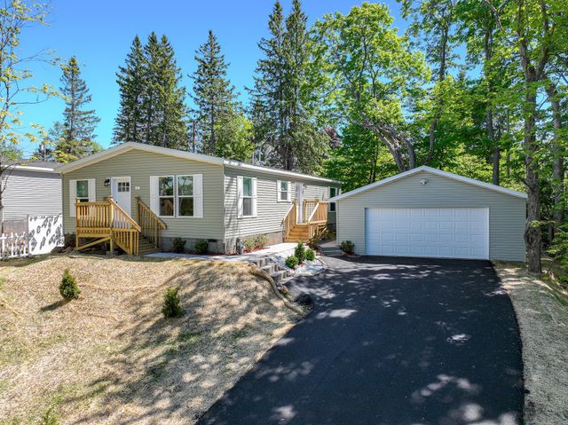 306 W Palm Street, Duluth, MN 55811