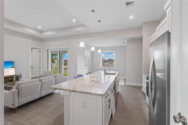 3607 SW 8th CT, Cape Coral, FL 33914