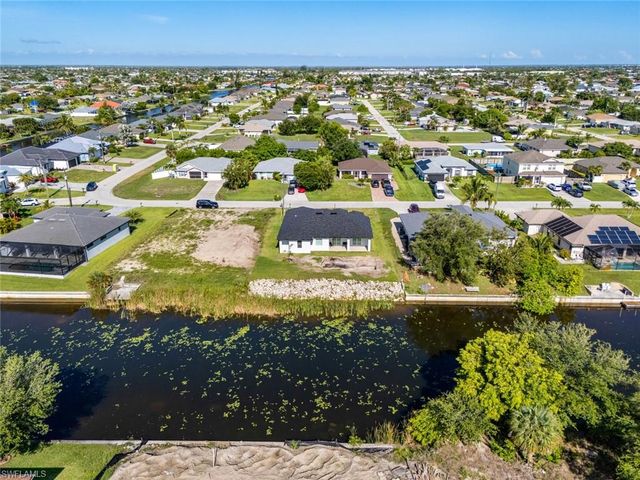 3607 SW 8th CT, Cape Coral, FL 33914