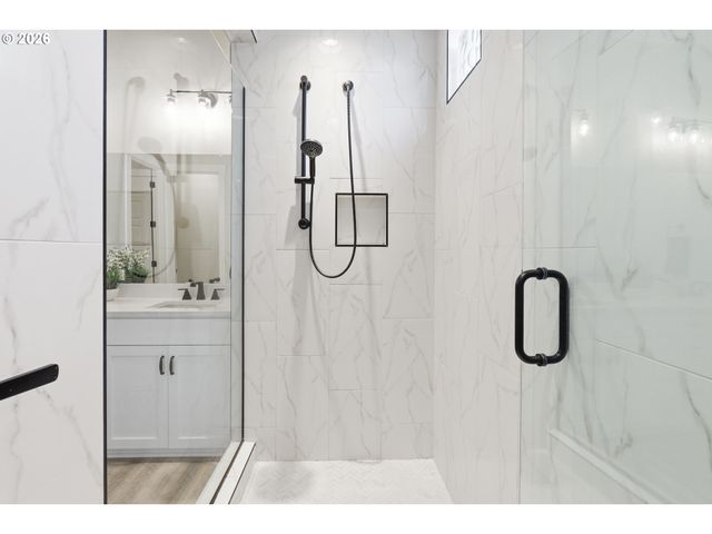 8609 Ne 182ND Pl, Vancouver, WA 98682