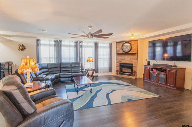 12656 Fannin Pkwy, Tyler, TX 75708