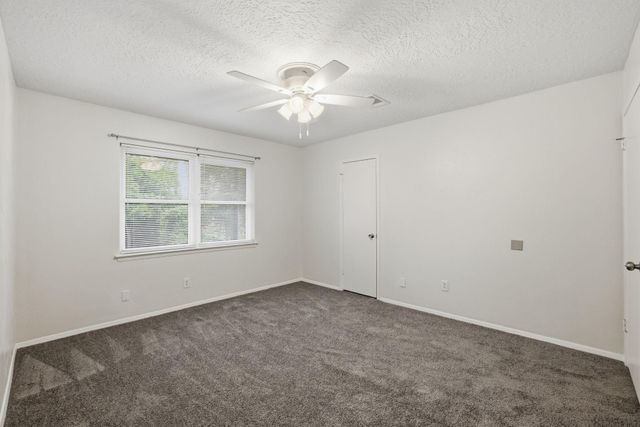 1433 Cedar Post Lane 40, Houston, TX 77055