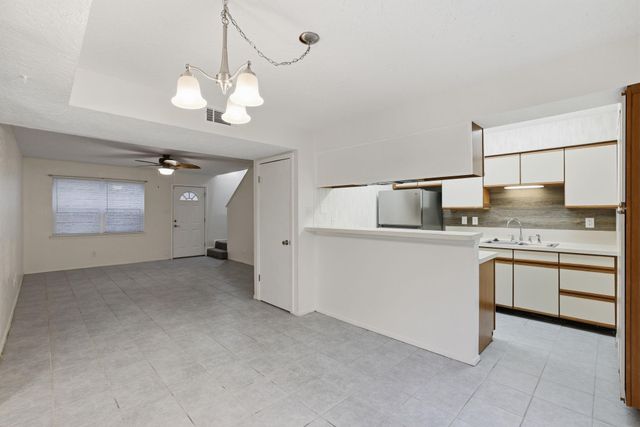 1433 Cedar Post Lane 40, Houston, TX 77055