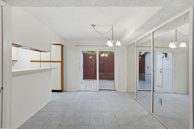 1433 Cedar Post Lane 40, Houston, TX 77055