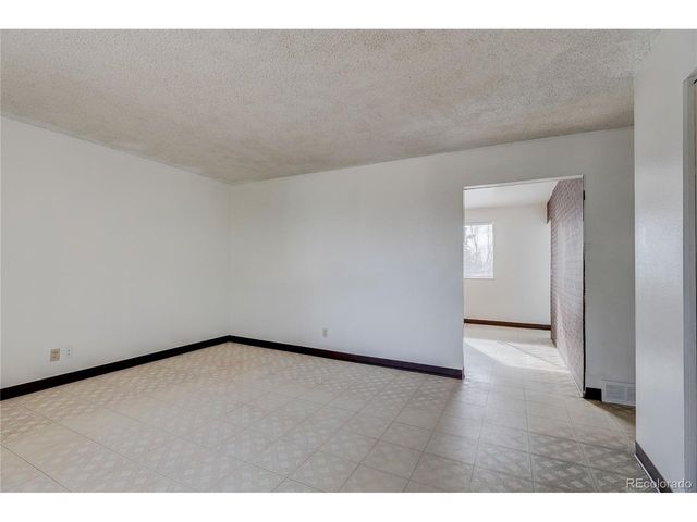 14832 Elmendorf Pl, Denver, CO 80239