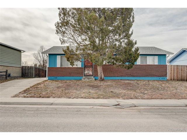 14832 Elmendorf Pl, Denver, CO 80239