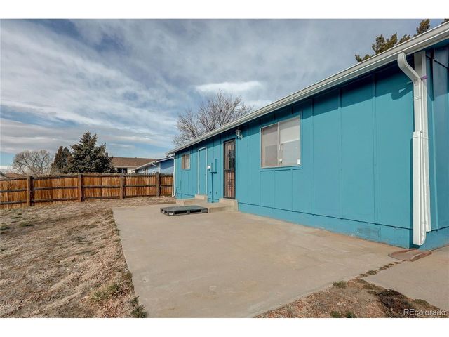 14832 Elmendorf Pl, Denver, CO 80239