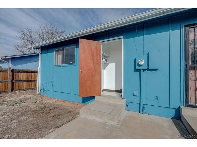 14832 Elmendorf Pl, Denver, CO 80239