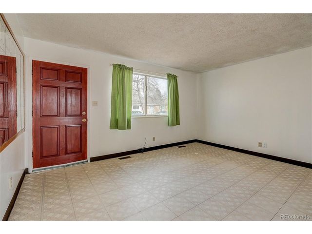 14832 Elmendorf Pl, Denver, CO 80239