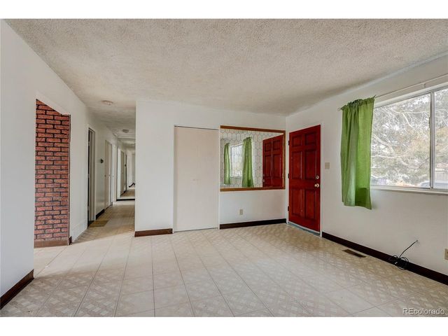 14832 Elmendorf Pl, Denver, CO 80239