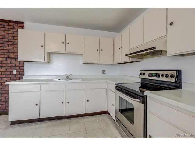 14832 Elmendorf Pl, Denver, CO 80239