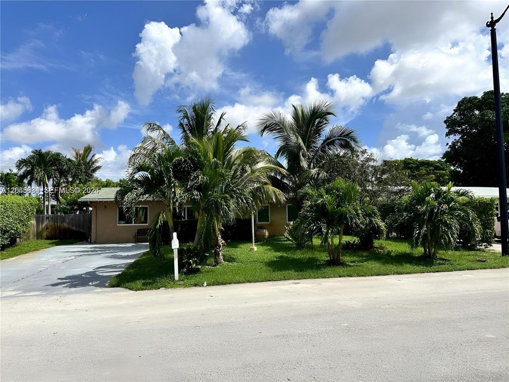 1101 NE 23rd Place, Pompano Beach, FL 33064