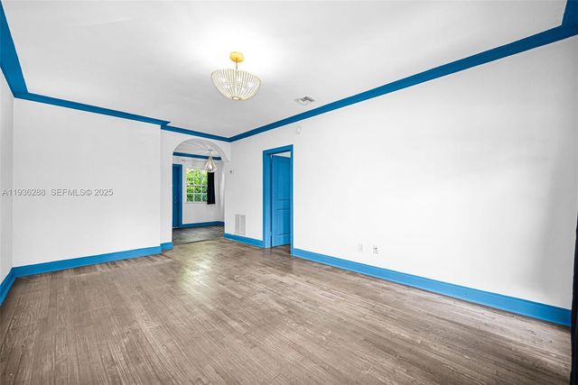 1605 Michigan Ave 929, Miami Beach, FL 33139