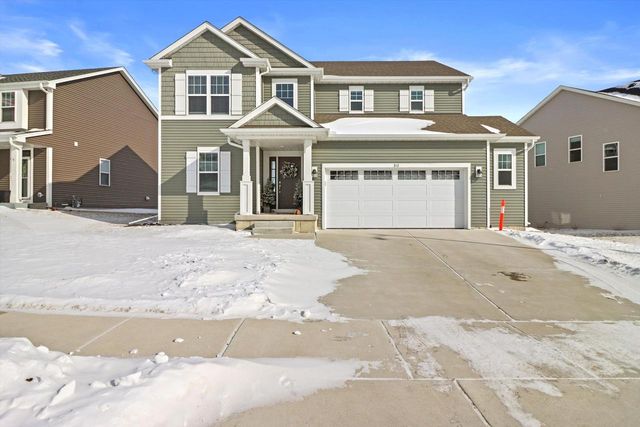 312 Big Bend WAY, Hartford, WI 53027