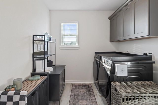 312 Big Bend WAY, Hartford, WI 53027