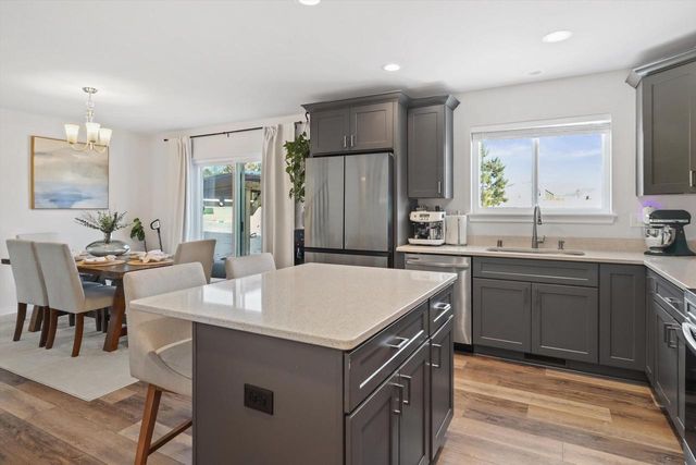 312 Big Bend WAY, Hartford, WI 53027