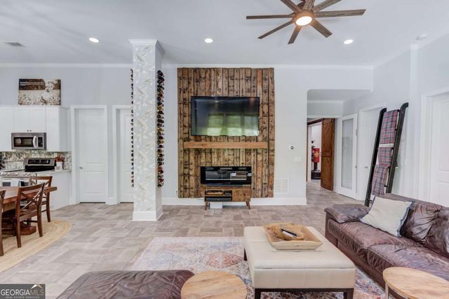 7369 Lazy Hammock Way, Flowery Branch, GA 30542