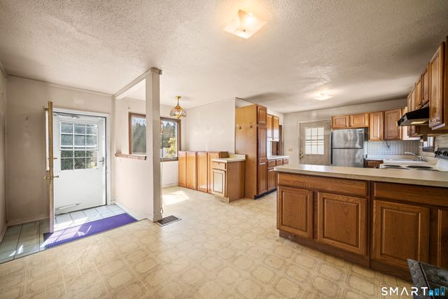 56 South River Street, Enfield, CT 06082