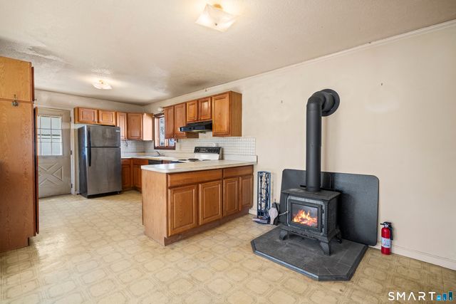 56 South River Street, Enfield, CT 06082