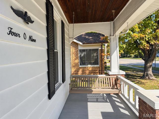 409 N Lincoln Avenue, O'fallon, IL 62269