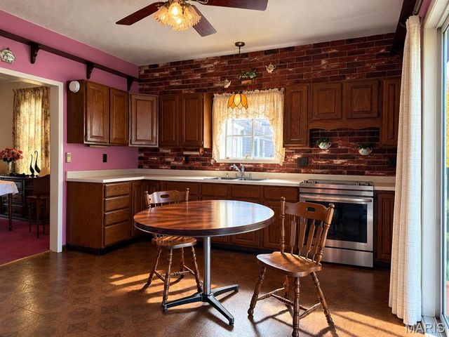 409 N Lincoln Avenue, O'fallon, IL 62269