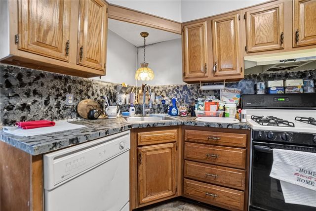142 2nd Street, Catasauqua Boro, PA 18032