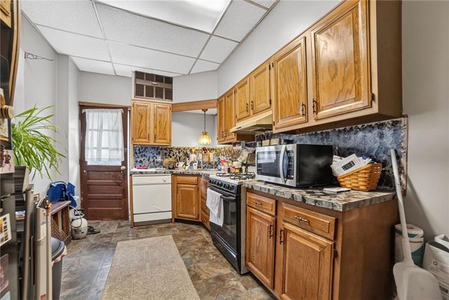 142 2nd Street, Catasauqua Boro, PA 18032