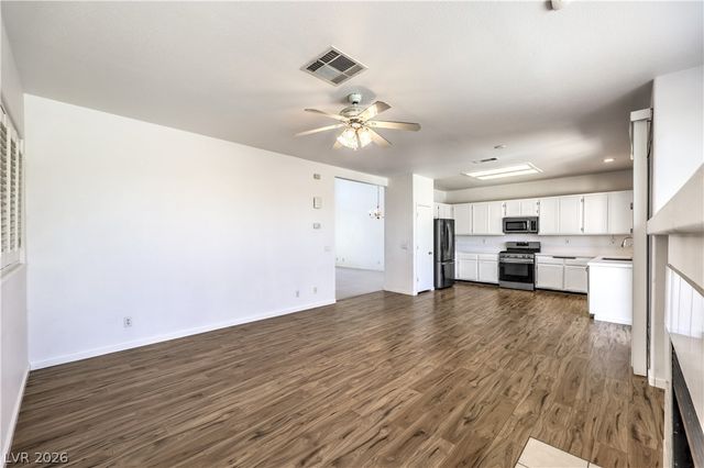 832 Quicksand Lane, North Las Vegas, NV 89032