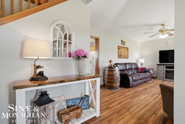 2024 Deer Meadow Lane, St Clair Twp, MI 48079