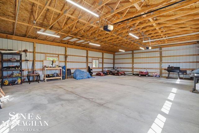 2024 Deer Meadow Lane, St Clair Twp, MI 48079
