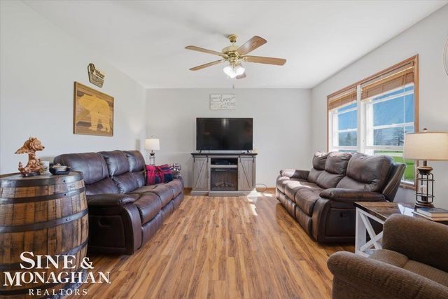 2024 Deer Meadow Lane, St Clair Twp, MI 48079