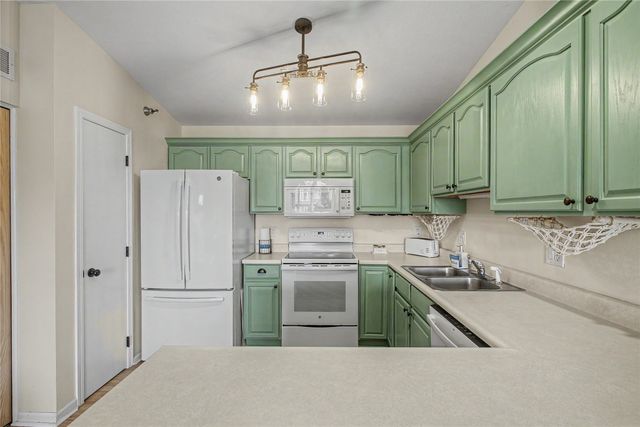 1335 SE 6th Street 304, Grimes, IA 50111