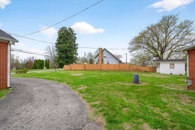 151 3rd Ave, Cookeville, TN 38506