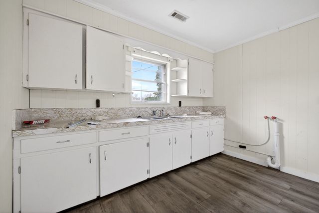 151 3rd Ave, Cookeville, TN 38506