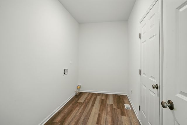 6567 E 104th Avenue, Crown Point, IN 46307