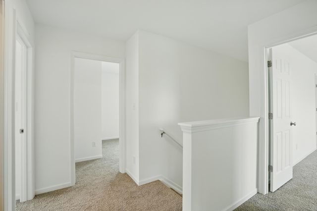 6567 E 104th Avenue, Crown Point, IN 46307