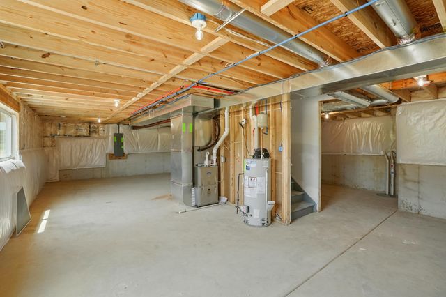 6567 E 104th Avenue, Crown Point, IN 46307